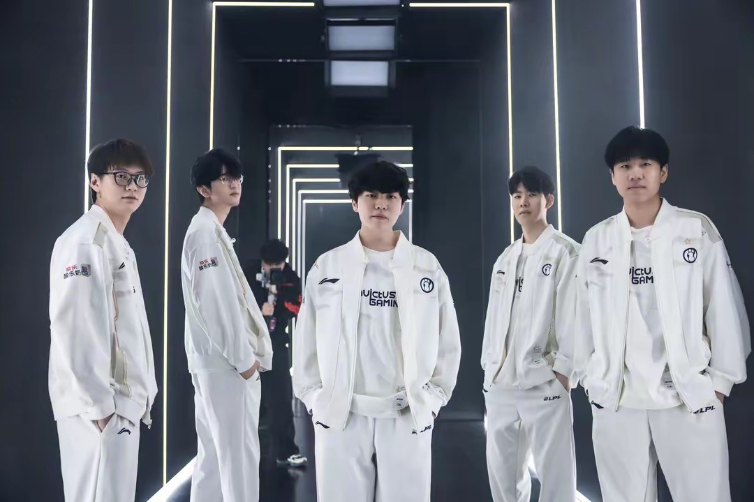 的进攻多面 的进攻多面