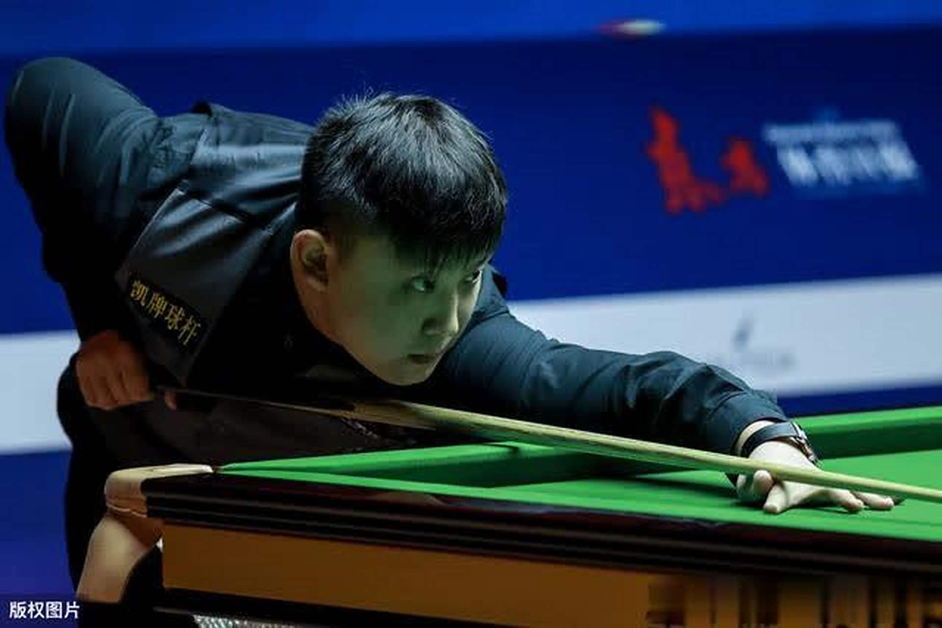 充满希望的 充满希望的